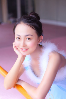 元歌和西施拔萝卜拔出血拼音